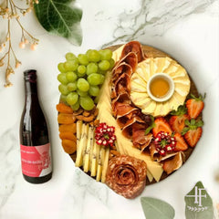 Tabla Mediterránea + Vino francés